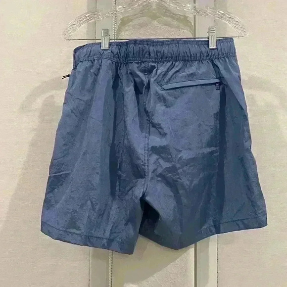 NWT Onia
Crinkle Multifunctional Short MSRP 
$135 Sz L - Picture 5 of 9